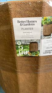 lot 3054 image: Better Homes & Gardens Adler Collection 16 Inch Planter