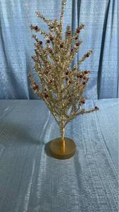 lot 3064 image: 24 Decorated Gold Tinsel Artificial Christmas Tree - Threshold