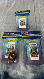 lot 3075 image: Lewis N. Clark Waterproof Phone Pouch IP-X8 100 ft30 m - Lot of 3