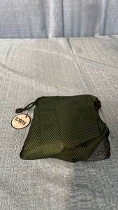 lot 3107 image: Totes Adults Unisex Rain Poncho, Hunter, One Size