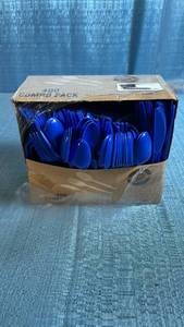 lot 8006 image: PLASTICPRO Plastic Silverware Kitchen Utensil Set 400 Pack BLUE-400