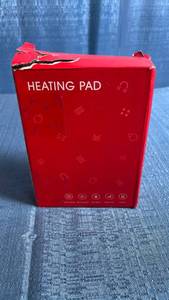 lot 8016 image: Heating Pad with Controller and Manual