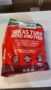 lot 8062 image: Expert Gardener Texas Turf Weed and Feed 15-5-10 32 lbs
