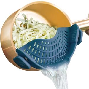 lot 2768 image: AUOON Pasta Strainer Clip, Silicone, 8.86 x 3.55 in, Fog Blue, BPA-free