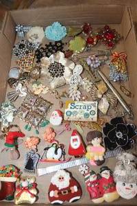 lot 3551 image: Flat of Misc. Jewelry & More