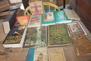 lot 3555 image: Antique Books and More