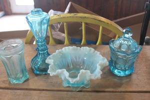 lot 3566 image: Vintage Blue Glass Candy Dish & More
