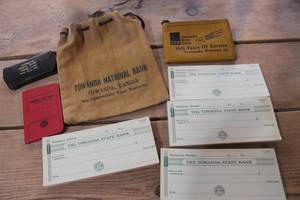 lot 3567 image: Vintage Towanda Bank Bags & More