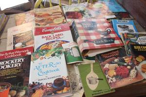 lot 3571 image: Lot of Vintage Cookbooks