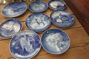 lot 3675 image: Vintage Made in Germany & More Dcor Plates