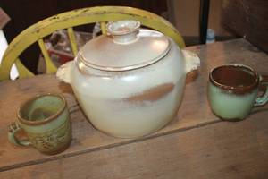 Frankoma Bean Pot and Coffee Cups