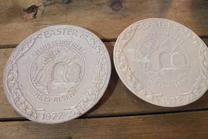 lot 3704 image: Frankoma Easter Dcor Plates