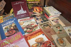 lot 3708 image: Vintage & Antique Cookbooks
