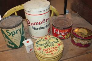 lot 3725 image: Vintage Tins