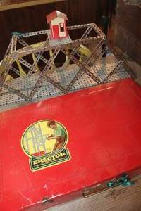 lot 3749 image: Vintage Erector Set with Bridge