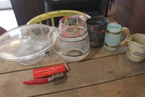 lot 3756 image: MCM Glass Pitcher, Cake Stand and More