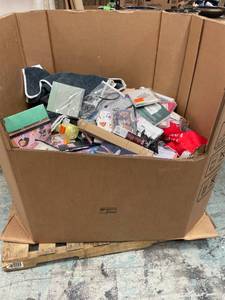 lot 48077 image: Pallet of Not Bid On Not Picked Up Items
