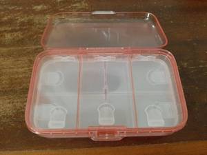 lot 28894 image: Travel Pill Organizer, Large Weekly Medicine Pill Organizer-Pink - Retail $17