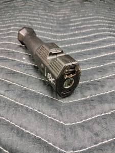 lot 27974 image: WUBEN X5 3-in-1 1300 Lumens Compact EDC Flashlight