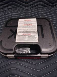 lot 27985 image: Glock 23 Gen5 MOS, Semi-automatic Hard Plastic Case with Firearm Accessories .40 S&W, 4.02&quot Barrel