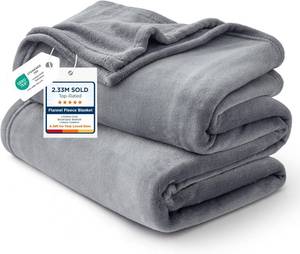 lot 21339 image: Bedsure GentleSoft Fleece King Size Blanket, Grey, 108x90 in, Microfiber