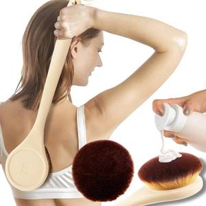 lot 21435 image: Lotion Applicator for BackFeet, Long Curved Handle, Soft Bristles, Beige