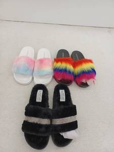 lot 19743 image: Fuzzy Slide Slippers,  Womens 9, 3 Pair
