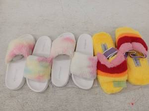 lot 19786 image: Portland Fuzzy Slide Slippers Assorted Styles Size 9, 3 Pack