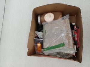 lot 19821 image: Miscellaneous Lot Of Items