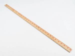 lot 19850 image: Lot Of Yard Sticks