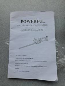 lot 626 image: Powerful 21V Cordless Hedge Trimmer Pre Owned - Retail $0