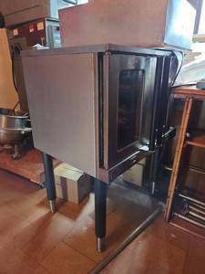 lot 4217 image: CPG Electric Convection Oven - Model 351FEC100C