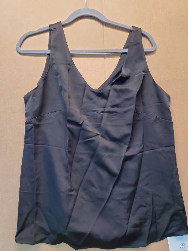 lot 17186 image: Black Satin V-Neck Sleeveless Top M - Retail $25