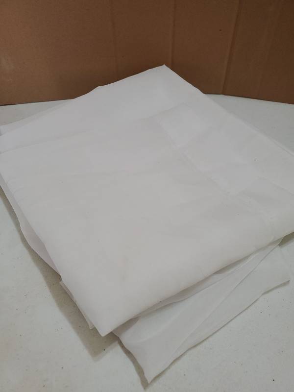 lot 35294 image: 87x42 Sheer Windows Cover White 2 Panel - Retail $19