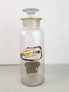 lot 57 image: Antique Glass Apothecary Jar with Stopper, Fason Horton &amp Gall Label&nbsp
