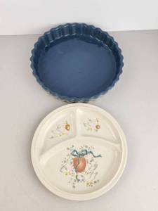 lot 134 image: Marmite Divided Plate and Tart Pan Set Taiwan