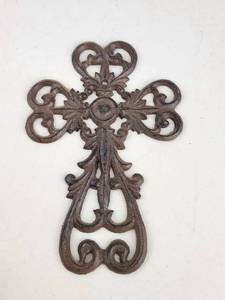 lot 166 image: Cast Iron Decorative Cross Wall Ornament 10 inch