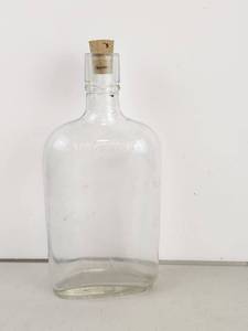 lot 177 image: Vintage One Pint Glass Bottle with Cork Stopper&nbsp