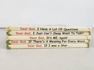 lot 239 image: Dear God Kids Book Series 5 Book Set