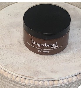 lot 529 image: Philosophy The Gingerbread Man 4 oz Glazed Body Souffle Bath & Body
