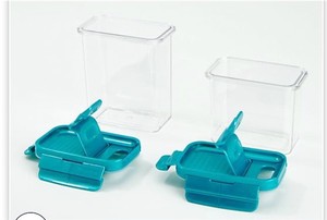 lot 543 image: LocknLock 8-Piece Tritan Spice Storage Set with Locking Flip-Top Lids