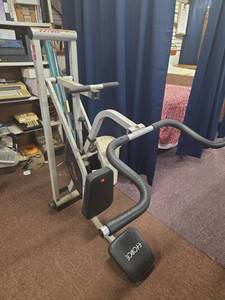 lot 6556 image: EForce Stationary Exercise Bike w Curved Handlebar