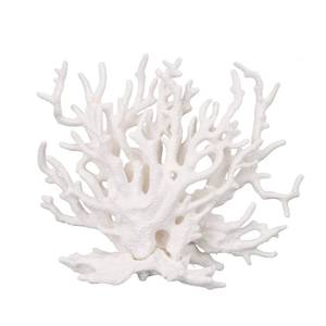 lot 4258 image: Tinoaly White Resin Fish Tank Decorations