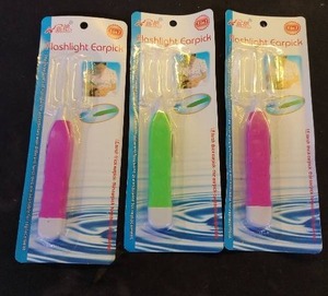 lot 6283 image: LED Light Ear Wax Removal Tool, Multi-Color Pack with Illuminated Tips, Professional Cleaning Pick Set for Safe Home Use (Green) Lot of 3 various colors - Stock image may not match actual product images