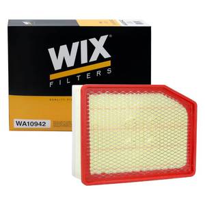 lot 5790 image: Wix WA10942 Engine Air Filter for Chevrolet Silverado GMC Sierra
