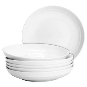 lot 7338 image: QUANSHANGJU Set of 6 Dinner Plates 7 Inch, White Porcelain Plates, Microwave Oven Dishwasher Safe Scratch Resistant