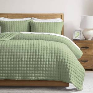 lot 19483 image: WDCOZY Sage Green Cloud Quilt Set King Size, Lightweight Soft Cross Stitch Bedspread, Farmhouse Rustic Country Coverlet, Spring Summer Thin Comforter, 3 Pieces, 2 Pillow Shams, 104x90 inches