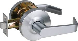 lot 19499 image: HISAFE Heavy Duty Grade 2 Commercial Passage Door Lever, 2-34����Latch