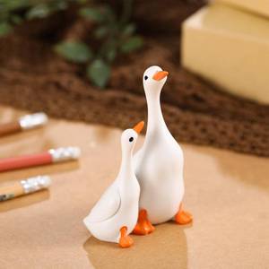 lot 20331 image: Leinuosen 1 Set Silly Goose Cake Topper Lifelike Duck Cake Topper White Mother Duck and Ducklings Resin Statue for Ducky Farm Animal Theme Birthday Party, Wedding, Engagement, Anniversary, Table Decor