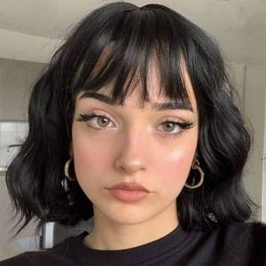 lot 14168 image: MISSQUEEN Short Wavy Black Wig with Bangs,Black Bob Hair Wigs for Women